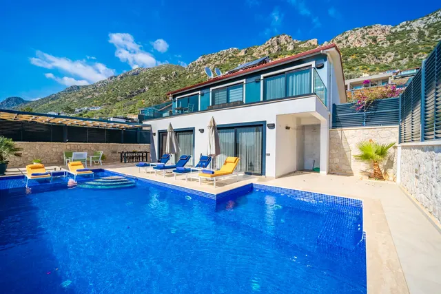 Villa Therapy
